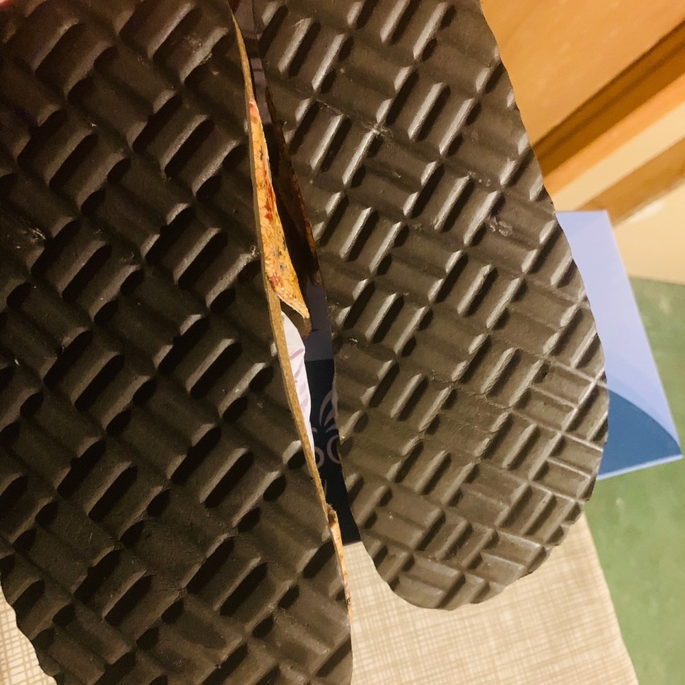 Sandals - Picture 6 of 7